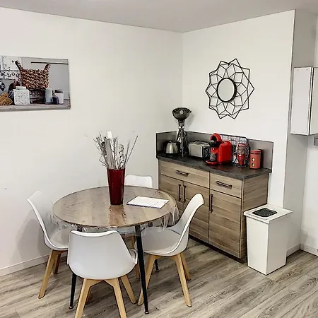 Appartement 2 Pieces Jardin, Acces Direct Et Proche Thalasso *