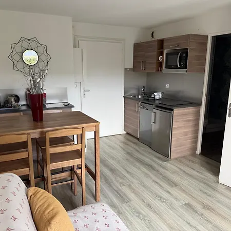 2 Pieces Jardin, Acces Direct Et Proche Thalasso דירה