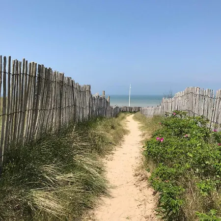 2 Pieces Jardin, Acces Direct Et Proche Thalasso *