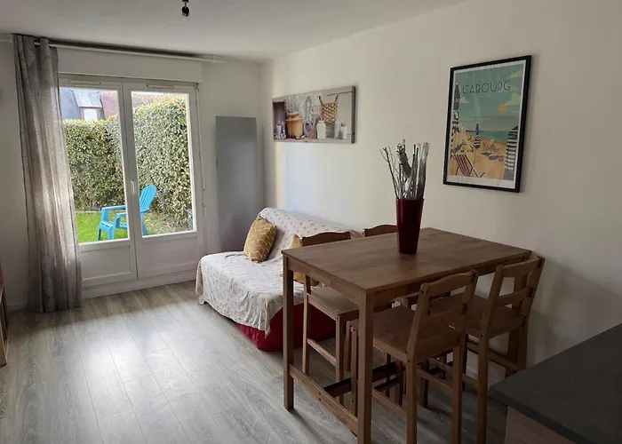 2 Pieces Jardin, Acces Direct Et Proche Thalasso Apartment *