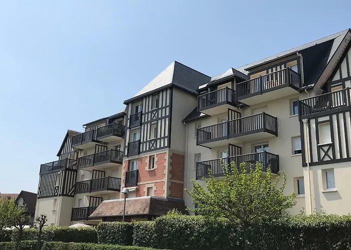 Apartment 2 Pieces Jardin, Acces Direct Et Proche Thalasso *